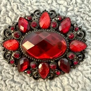 This Bold Red Vintage Brooch Is Absolutely Stunning 😍